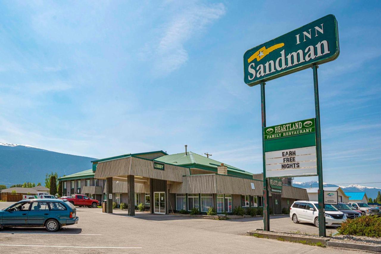 Sandman Inn McBride Exterior foto